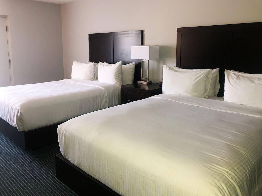 Days Inn By Wyndham Sarnia Harbourfront מראה חיצוני תמונה
