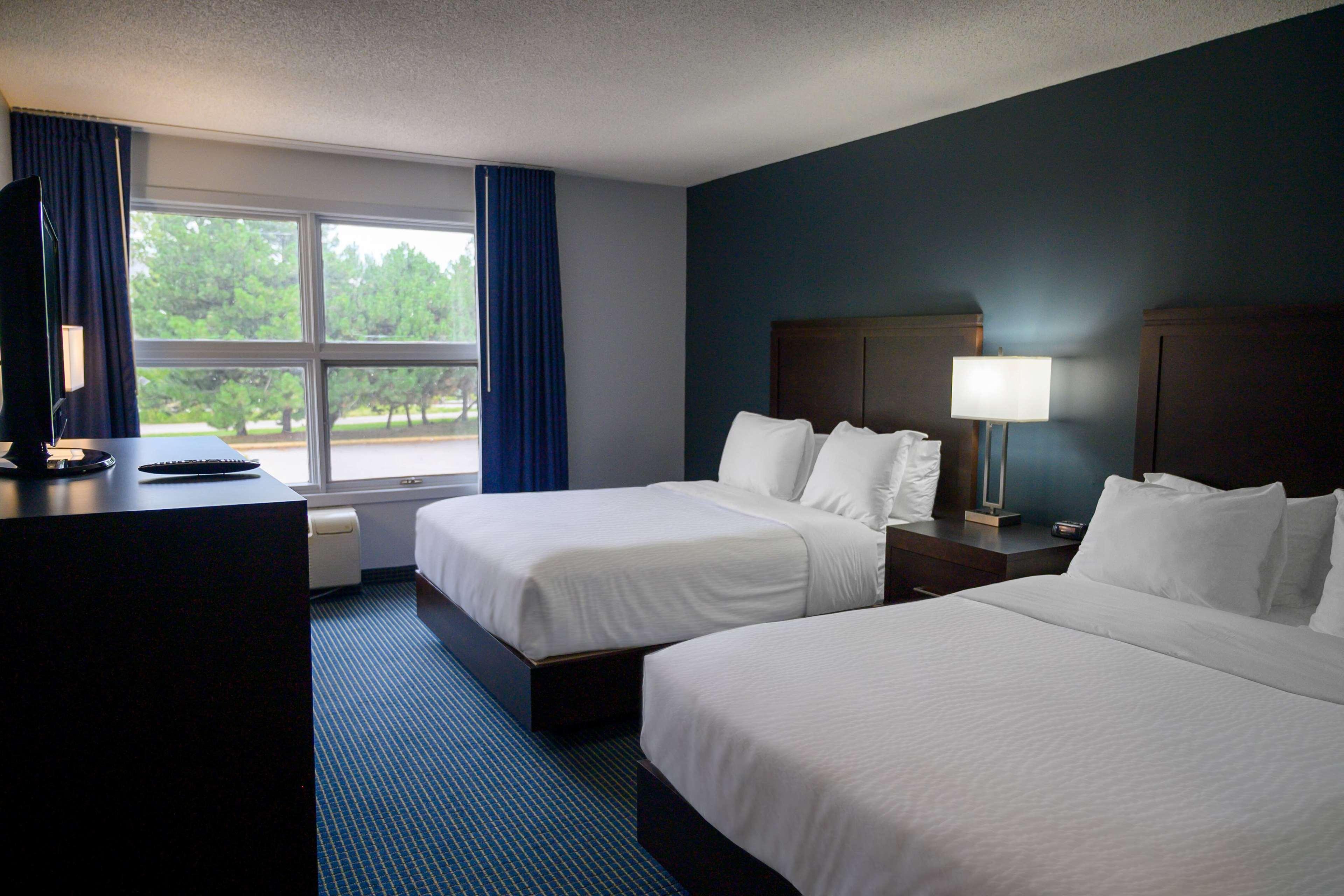 Days Inn By Wyndham Sarnia Harbourfront מראה חיצוני תמונה