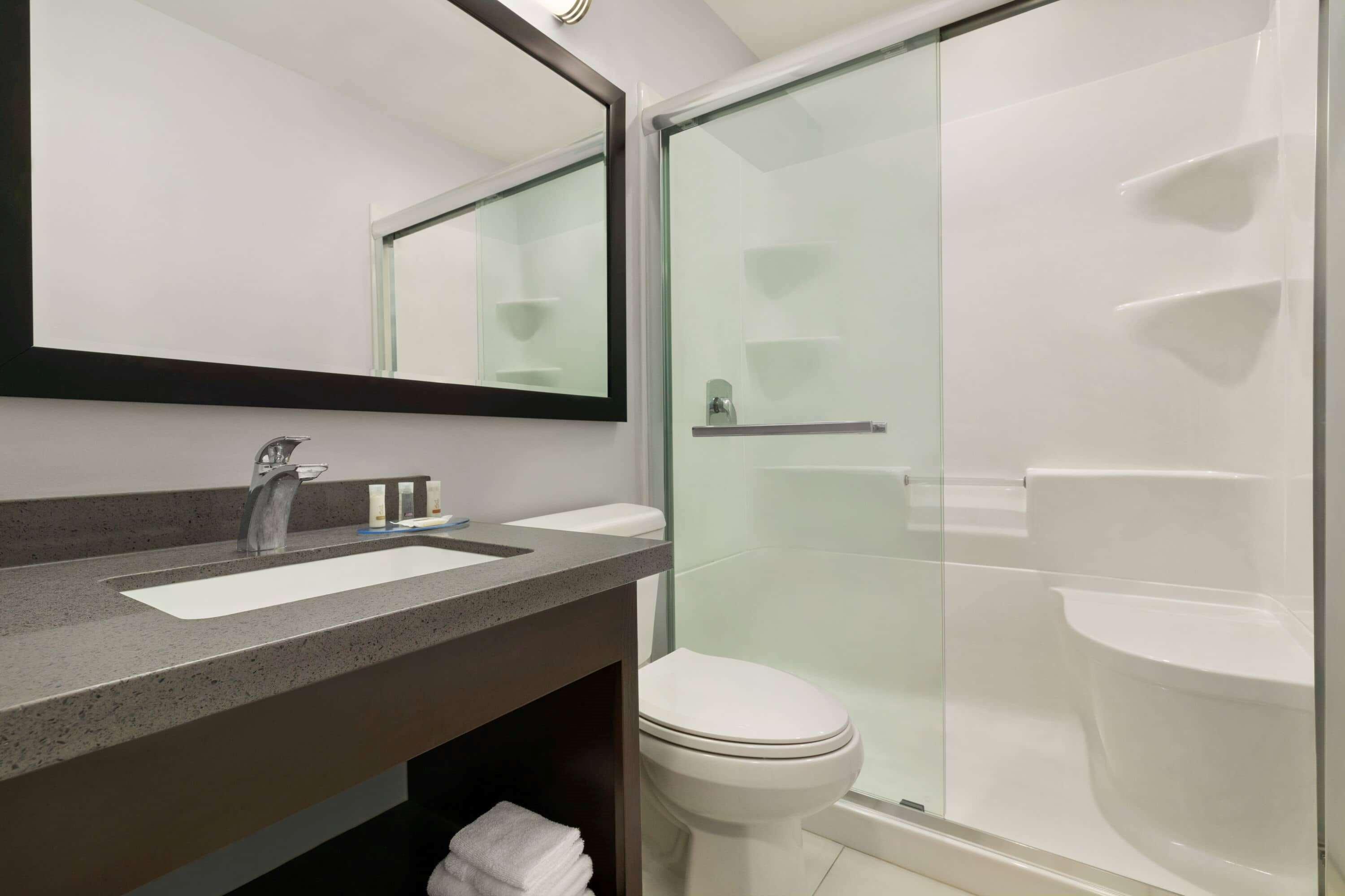 Days Inn By Wyndham Sarnia Harbourfront מראה חיצוני תמונה