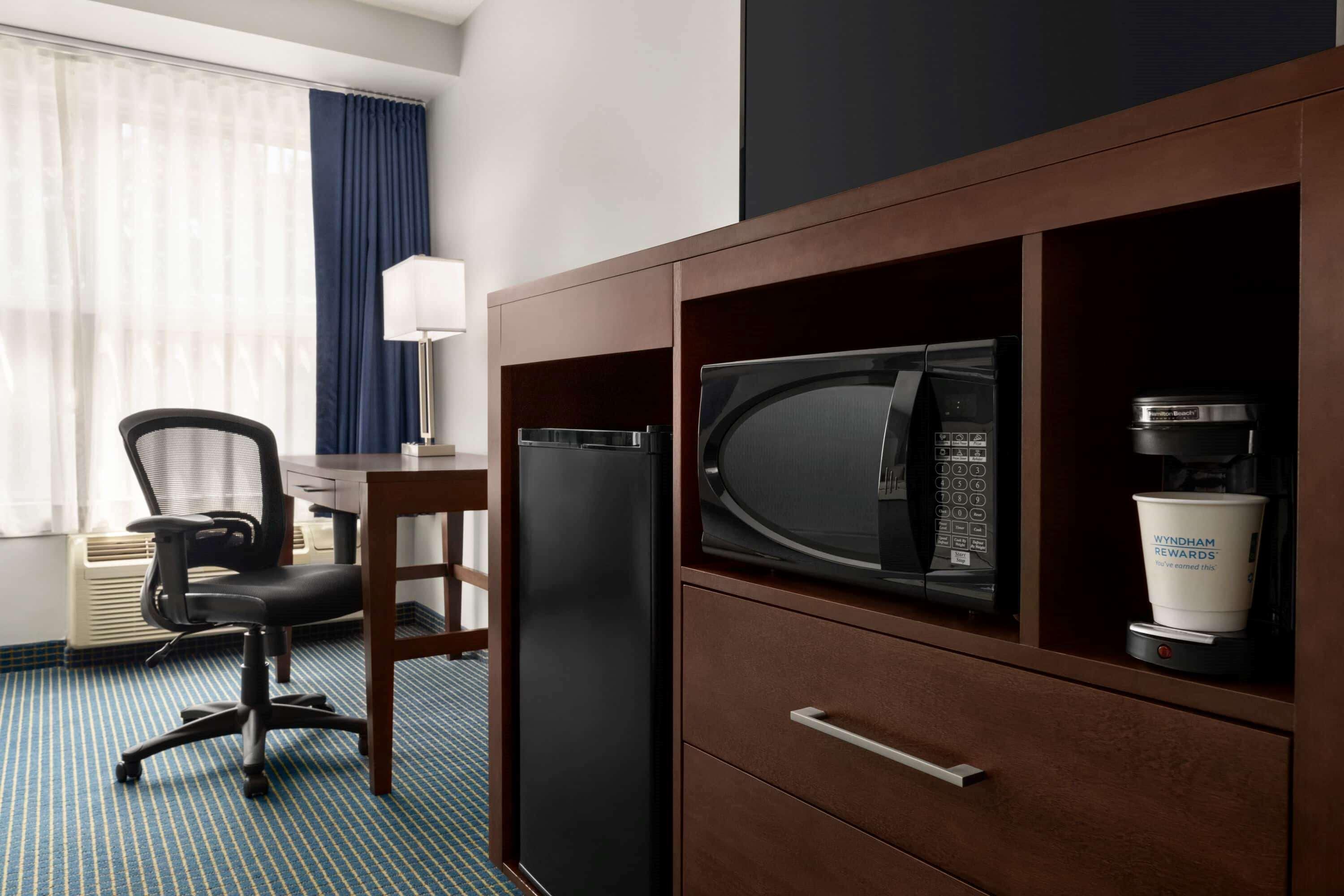 Days Inn By Wyndham Sarnia Harbourfront מראה חיצוני תמונה