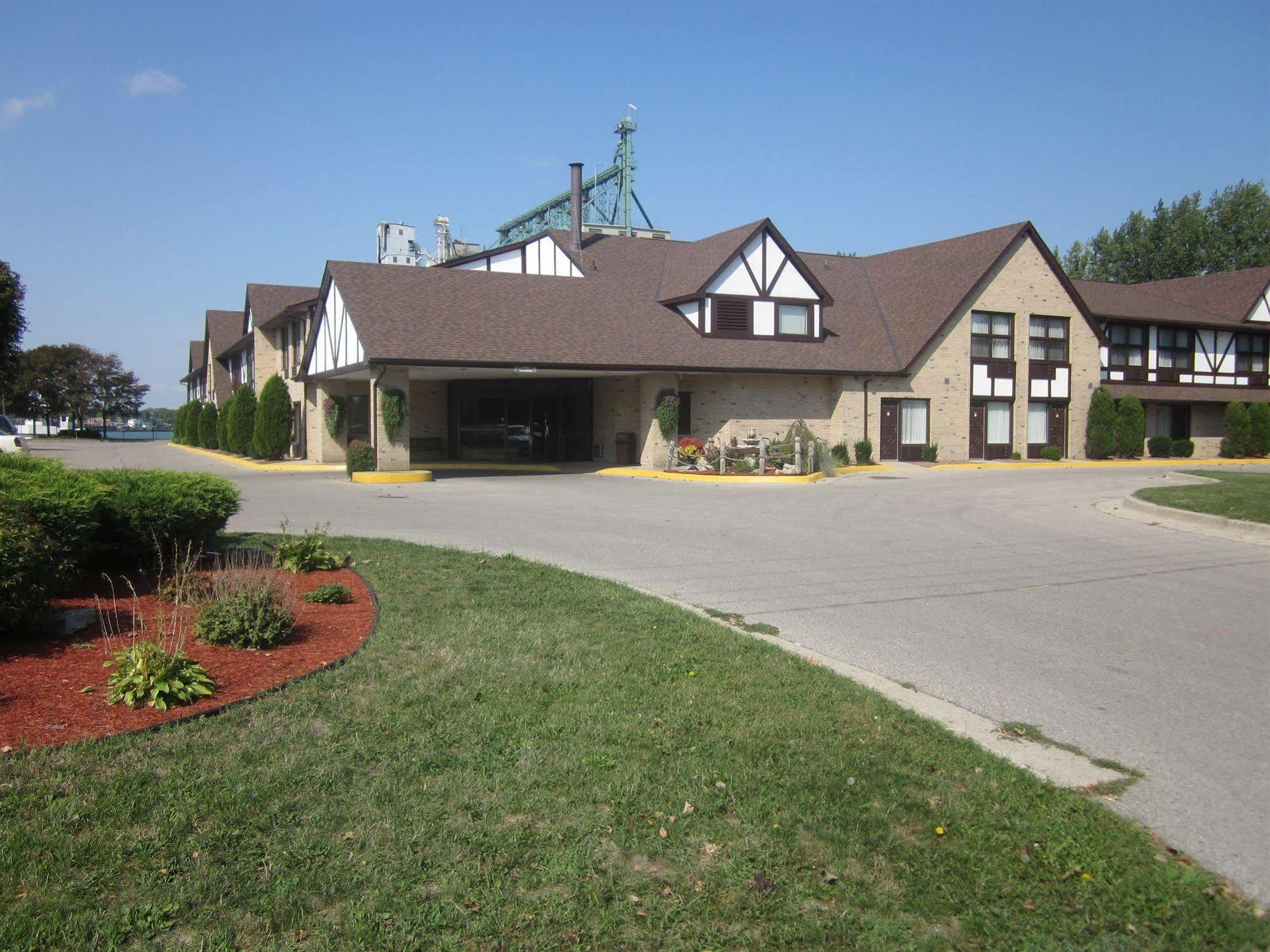 Days Inn By Wyndham Sarnia Harbourfront מראה חיצוני תמונה