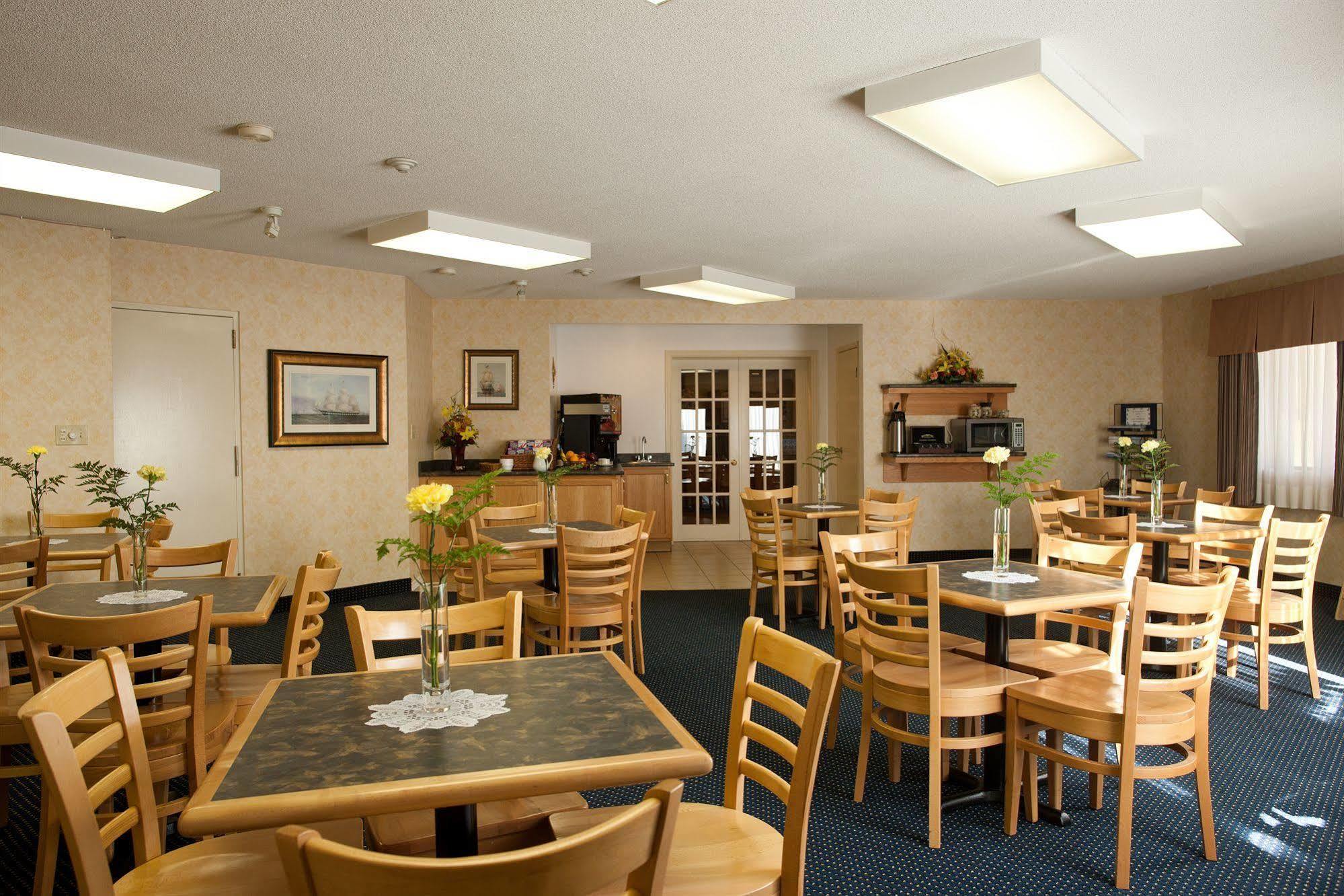 Days Inn By Wyndham Sarnia Harbourfront מראה חיצוני תמונה